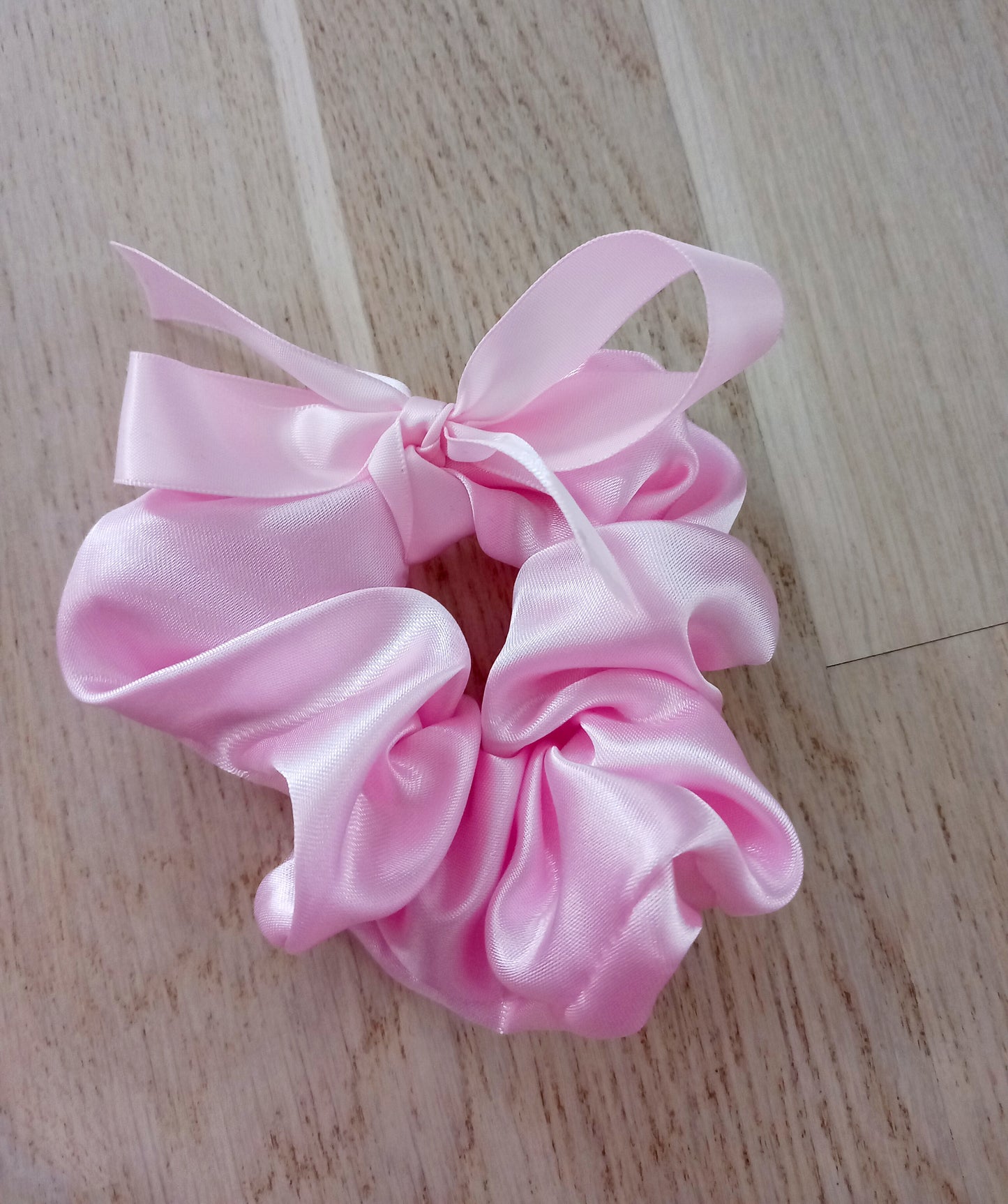 Bow scrunchie, different colors