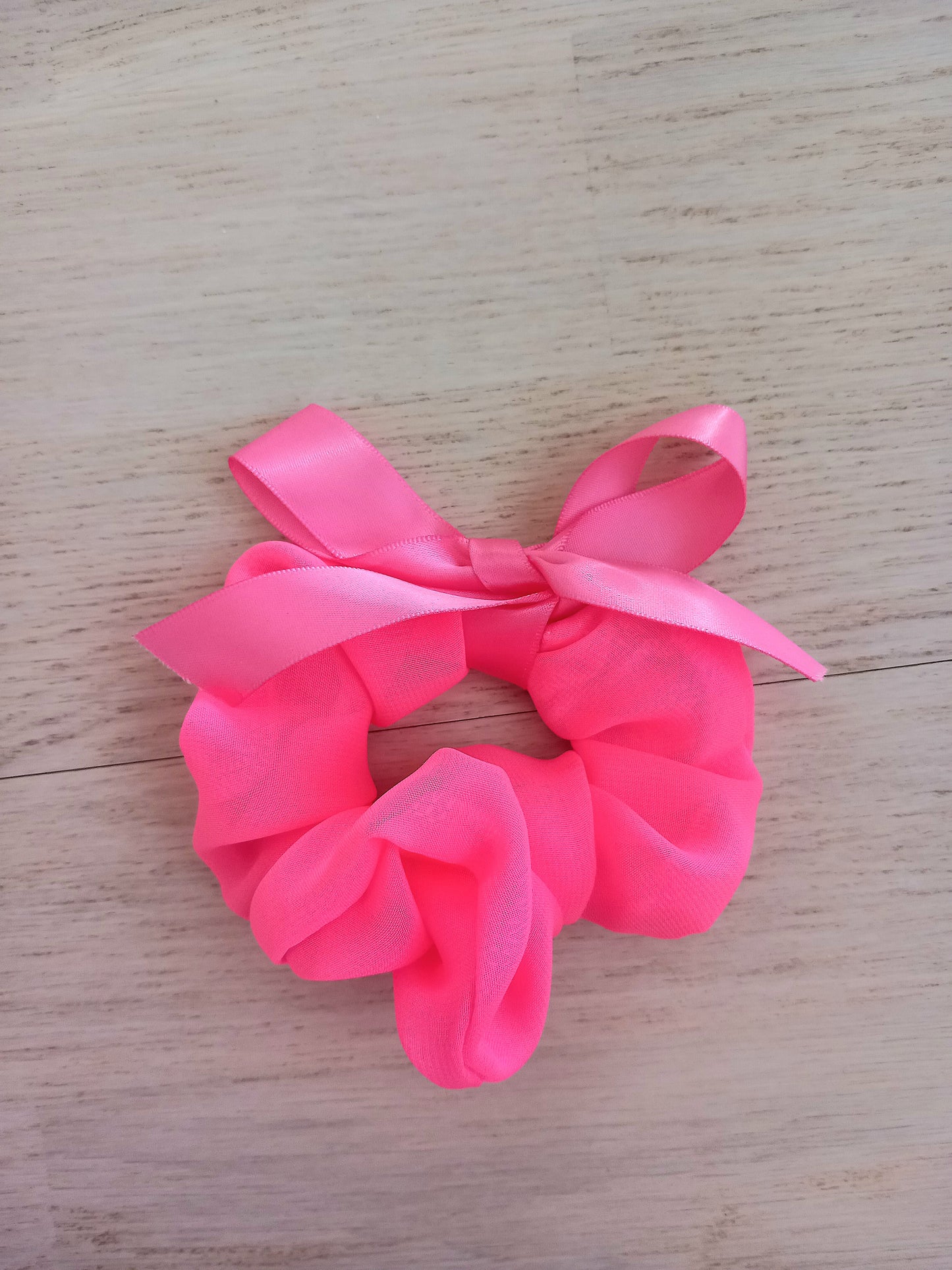 Bow scrunchie, different colors