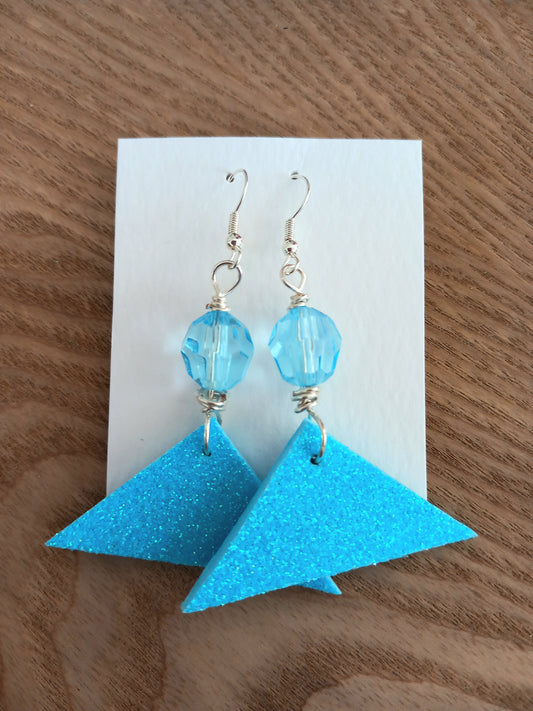 Glitter triangle earrings, light turquoise